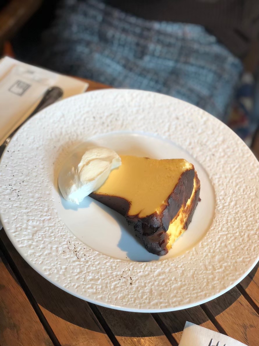シクスバイオリエンタルホテル 絶品バスクチーズケーキの予約方法まとめ 有楽町